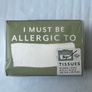 10 Packs of Made by Retail 10 Piece Travel Tissues 8.15 x 8.15